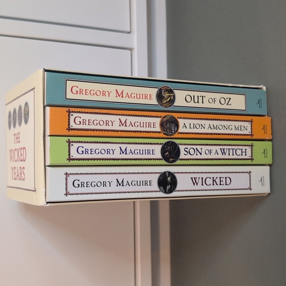 Other - The Wicked Years Book Set